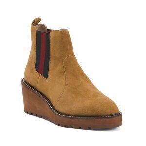 CECELIA NEW YORK Nutella Suede Gemma Wedge Booties